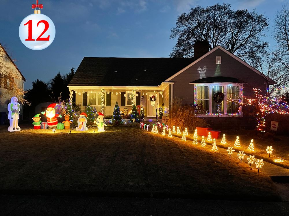 12-121 south Woodstock Drive