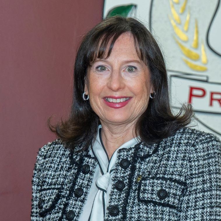 Michele Golkow headshot 2026